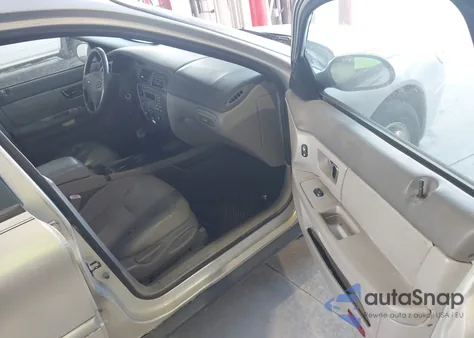 2002 Ford Taurus Ses z USA, uszkodzony, nr VIN 1FAFP55222G257447